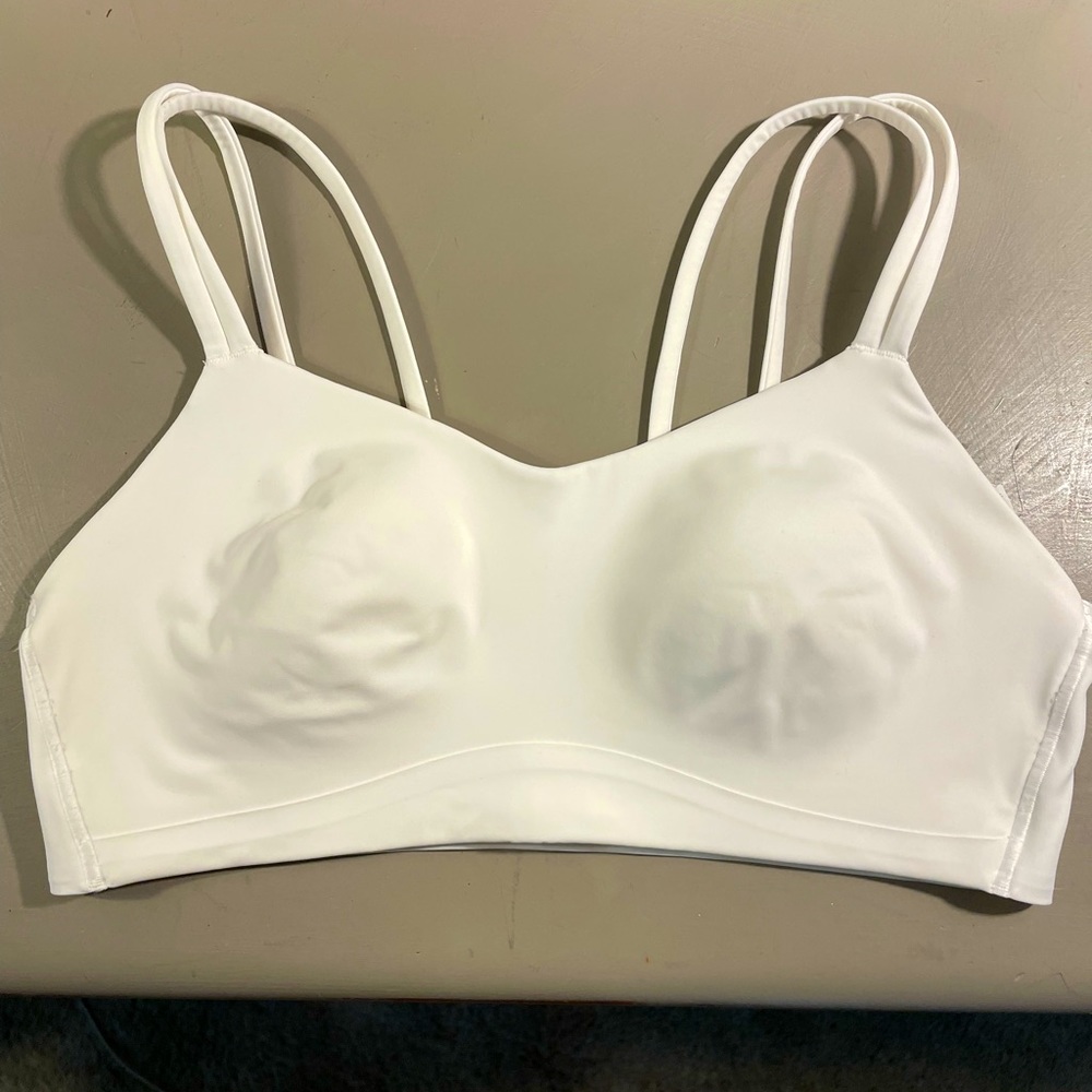 Lululemon Like A Cloud sports bra - size 10